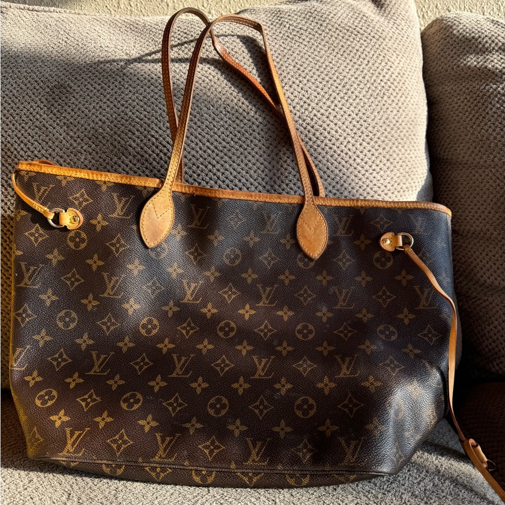 Louis Vuitton Monogram